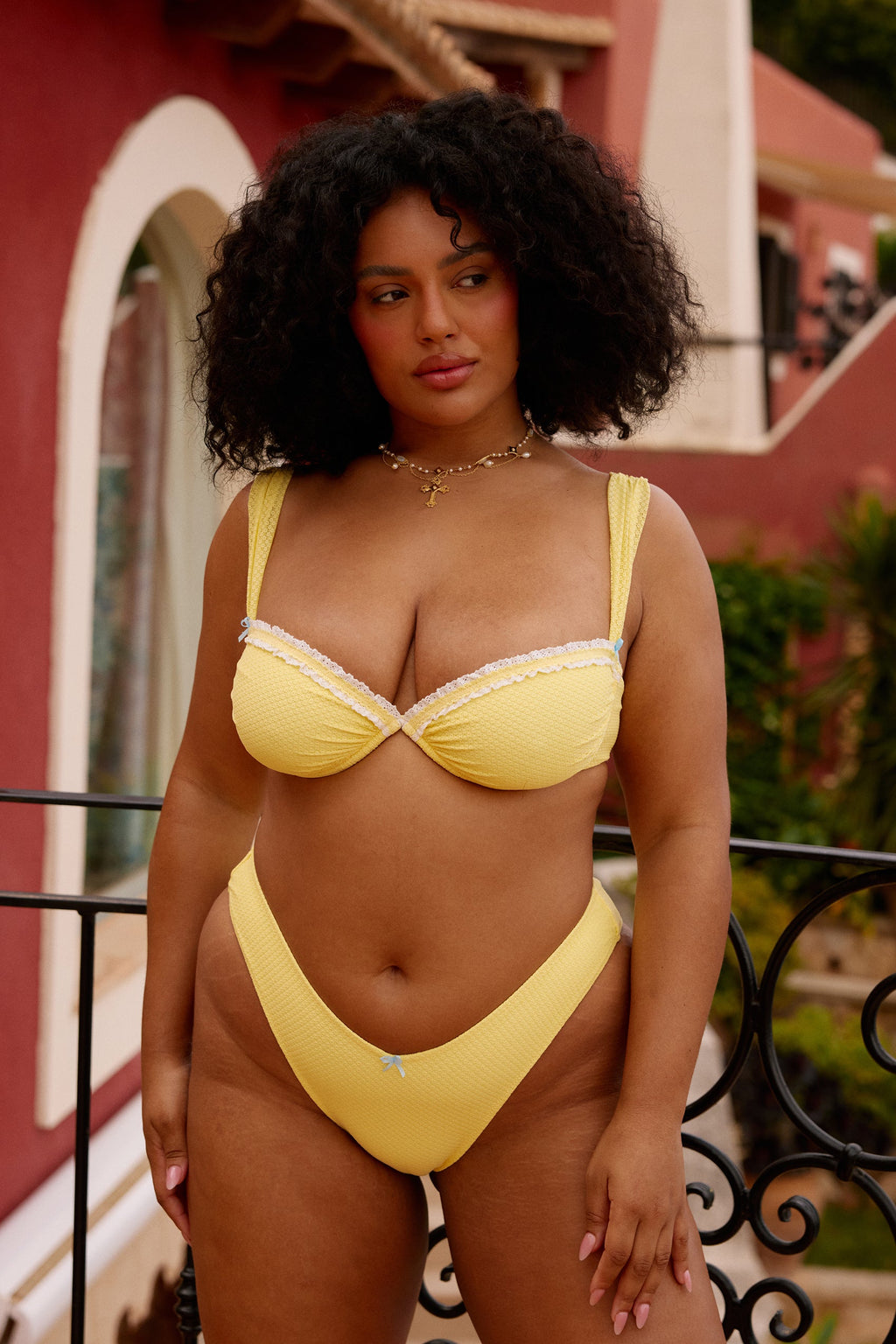 De Fashion Club l Balboa Bikini Bottom in Limon